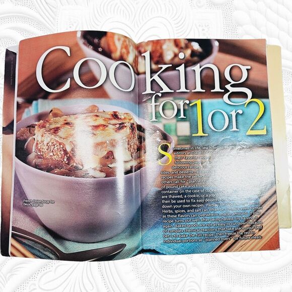 Vintage Cook Booklet 2003 Diabetic Cooking Quick & Easy for 1 or 2 People Diet - Picture 3 of 12